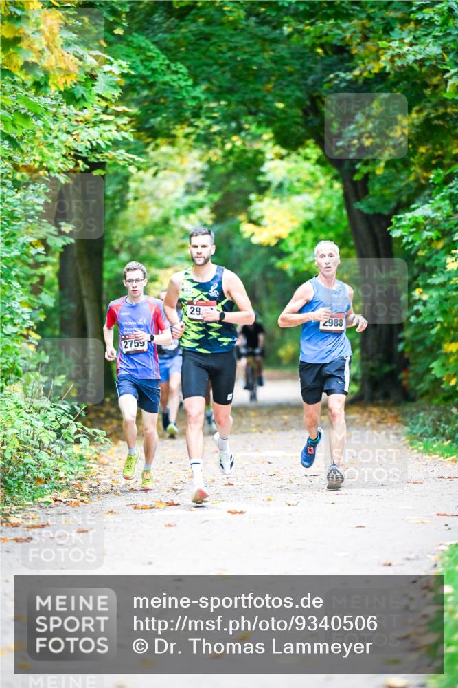 12.10.2025 - Bramfelder Halbmarathon 2025 Dr. Thomas Lammeyer http://msf.ph/oto/9340506 12.10.2025 09:47:51 Laufen 2759, 29, 2988 meine-sportfotos.de
