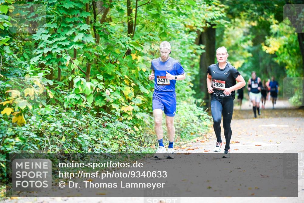 12.10.2025 - Bramfelder Halbmarathon 2025 Dr. Thomas Lammeyer http://msf.ph/oto/9340633 12.10.2025 09:48:43 Laufen 2431, 2955 meine-sportfotos.de