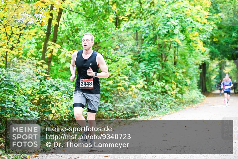 12.10.2025 - Bramfelder Halbmarathon 2025 Dr. Thomas Lammeyer http://msf.ph/oto/9340723 12.10.2025 09:49:04 Laufen 2448 meine-sportfotos.de