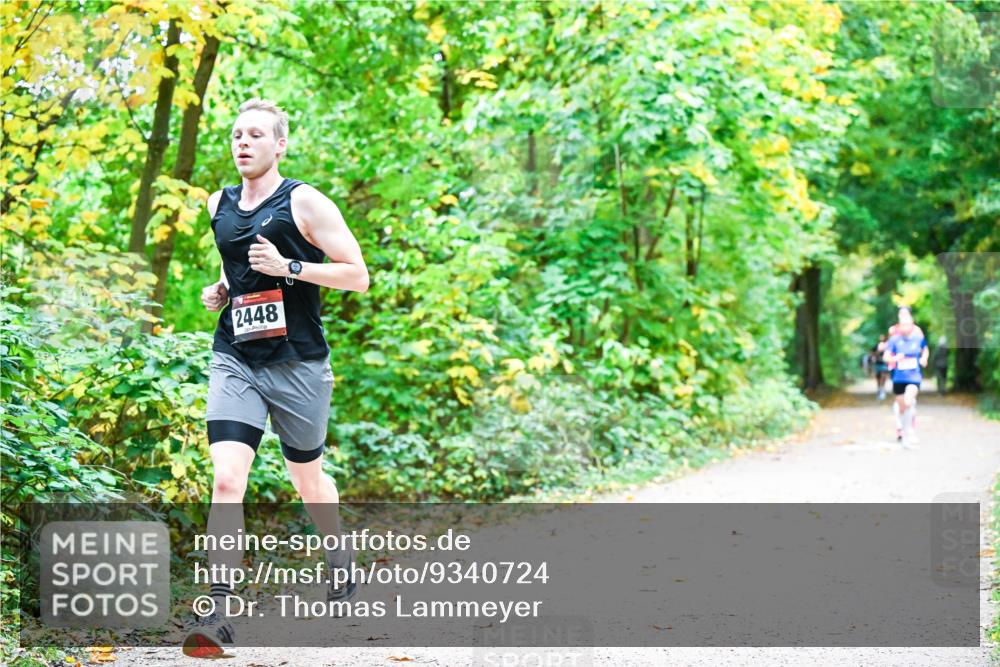 12.10.2025 - Bramfelder Halbmarathon 2025 Dr. Thomas Lammeyer http://msf.ph/oto/9340724 12.10.2025 09:49:04 Laufen 2448 meine-sportfotos.de