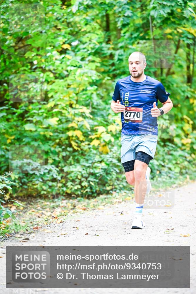 12.10.2025 - Bramfelder Halbmarathon 2025 Dr. Thomas Lammeyer http://msf.ph/oto/9340753 12.10.2025 09:49:16 Laufen 2770, 21, 09, 2025 meine-sportfotos.de