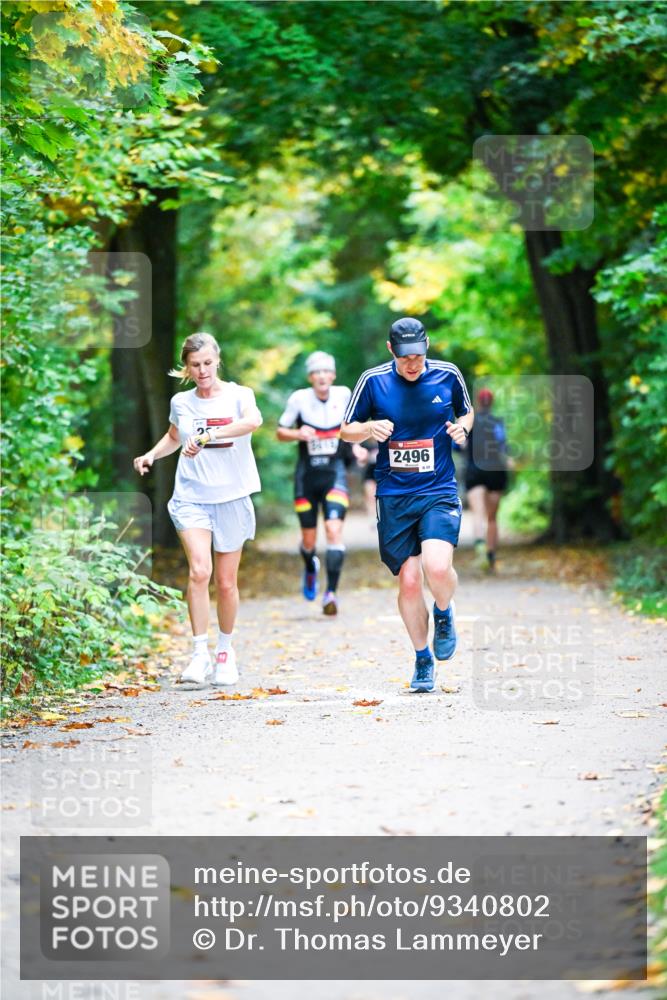 12.10.2025 - Bramfelder Halbmarathon 2025 Dr. Thomas Lammeyer http://msf.ph/oto/9340802 12.10.2025 09:49:35 Laufen 2496 meine-sportfotos.de
