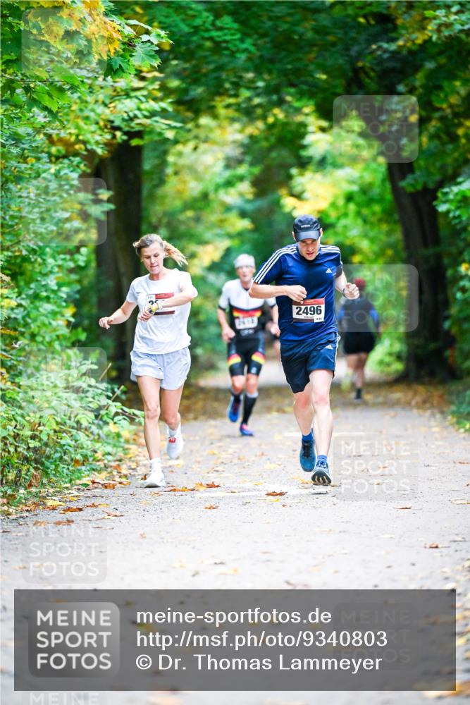 12.10.2025 - Bramfelder Halbmarathon 2025 Dr. Thomas Lammeyer http://msf.ph/oto/9340803 12.10.2025 09:49:35 Laufen 2496 meine-sportfotos.de