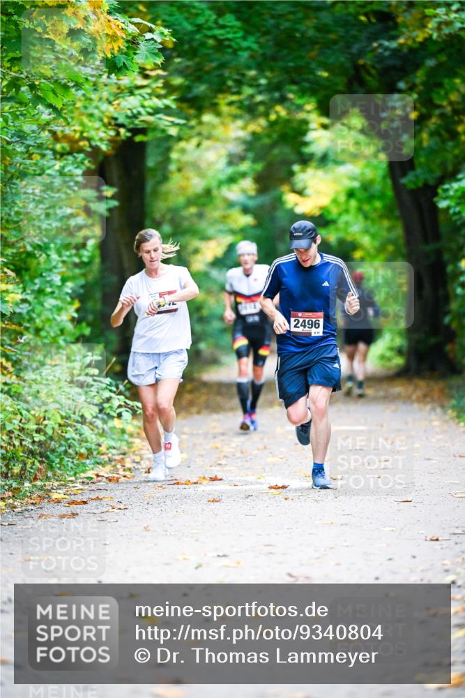 12.10.2025 - Bramfelder Halbmarathon 2025 Dr. Thomas Lammeyer http://msf.ph/oto/9340804 12.10.2025 09:49:35 Laufen 2496 meine-sportfotos.de