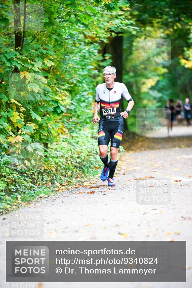 12.10.2025 - Bramfelder Halbmarathon 2025 Dr. Thomas Lammeyer http://msf.ph/oto/9340824 12.10.2025 09:49:39 Laufen 2618 meine-sportfotos.de