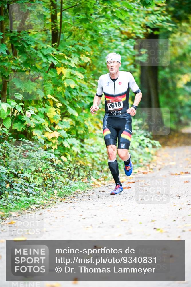 12.10.2025 - Bramfelder Halbmarathon 2025 Dr. Thomas Lammeyer http://msf.ph/oto/9340831 12.10.2025 09:49:40 Laufen 2618 meine-sportfotos.de