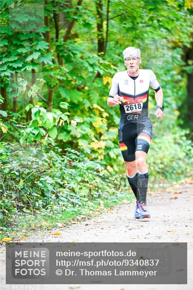 12.10.2025 - Bramfelder Halbmarathon 2025 Dr. Thomas Lammeyer http://msf.ph/oto/9340837 12.10.2025 09:49:41 Laufen 2618 meine-sportfotos.de
