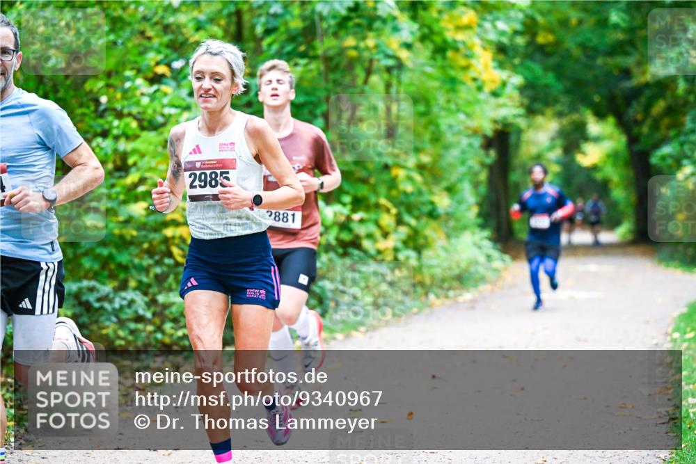 12.10.2025 - Bramfelder Halbmarathon 2025 Dr. Thomas Lammeyer http://msf.ph/oto/9340967 12.10.2025 09:50:12 Laufen 2985, 2881 meine-sportfotos.de