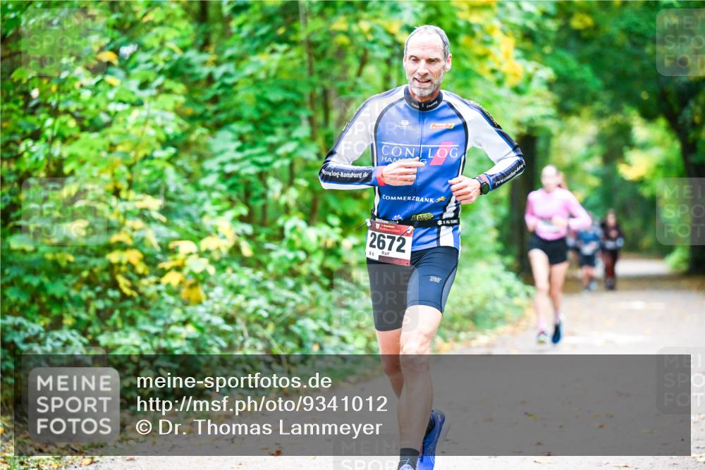 12.10.2025 - Bramfelder Halbmarathon 2025 Dr. Thomas Lammeyer http://msf.ph/oto/9341012 12.10.2025 09:50:27 Laufen 2672, 86 meine-sportfotos.de