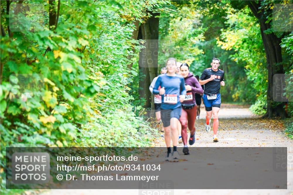 12.10.2025 - Bramfelder Halbmarathon 2025 Dr. Thomas Lammeyer http://msf.ph/oto/9341034 12.10.2025 09:50:32 Laufen 2452, 109, 2659 meine-sportfotos.de