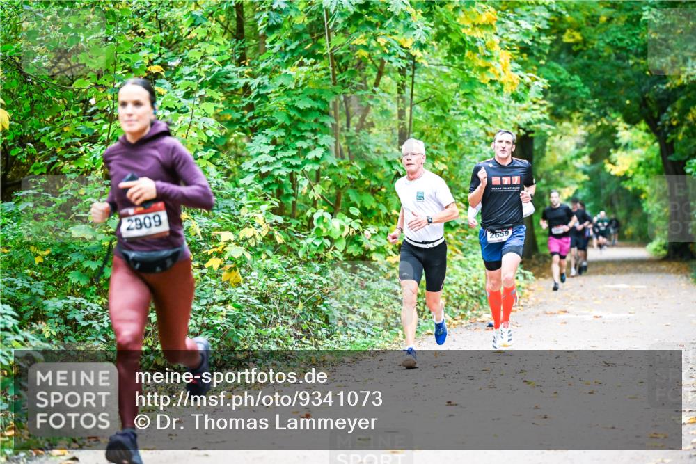 12.10.2025 - Bramfelder Halbmarathon 2025 Dr. Thomas Lammeyer http://msf.ph/oto/9341073 12.10.2025 09:50:38 Laufen 2909, 2659 meine-sportfotos.de