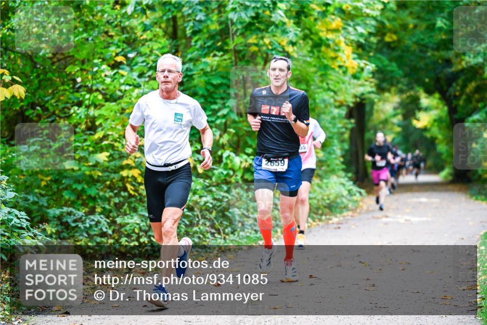 12.10.2025 - Bramfelder Halbmarathon 2025 Dr. Thomas Lammeyer http://msf.ph/oto/9341085 12.10.2025 09:50:40 Laufen 2659 meine-sportfotos.de