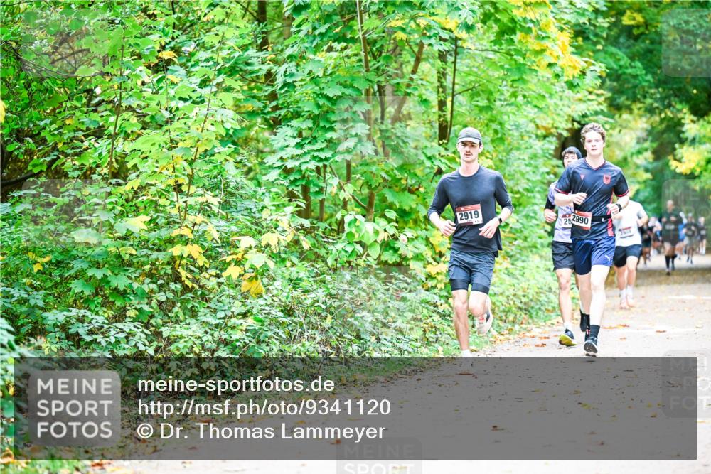 12.10.2025 - Bramfelder Halbmarathon 2025 Dr. Thomas Lammeyer http://msf.ph/oto/9341120 12.10.2025 09:50:48 Laufen 2919, 22990 meine-sportfotos.de