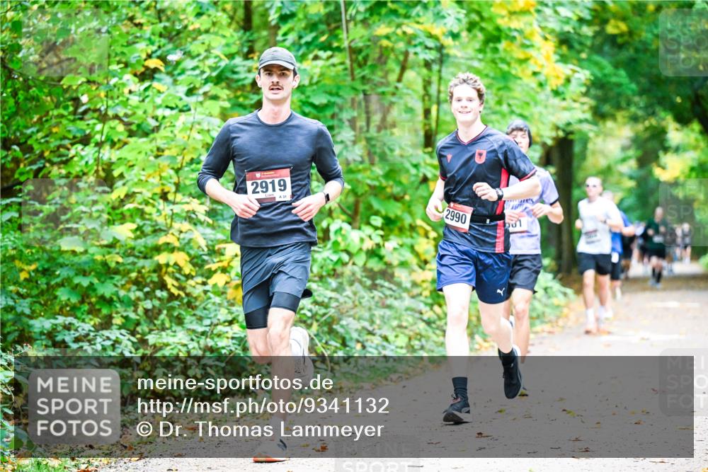 12.10.2025 - Bramfelder Halbmarathon 2025 Dr. Thomas Lammeyer http://msf.ph/oto/9341132 12.10.2025 09:50:49 Laufen 2919, 31, 2990 meine-sportfotos.de