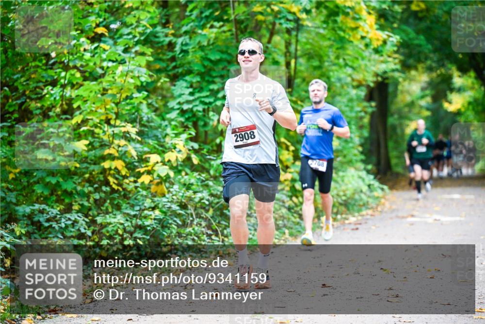 12.10.2025 - Bramfelder Halbmarathon 2025 Dr. Thomas Lammeyer http://msf.ph/oto/9341159 12.10.2025 09:50:54 Laufen 2908, 2708 meine-sportfotos.de