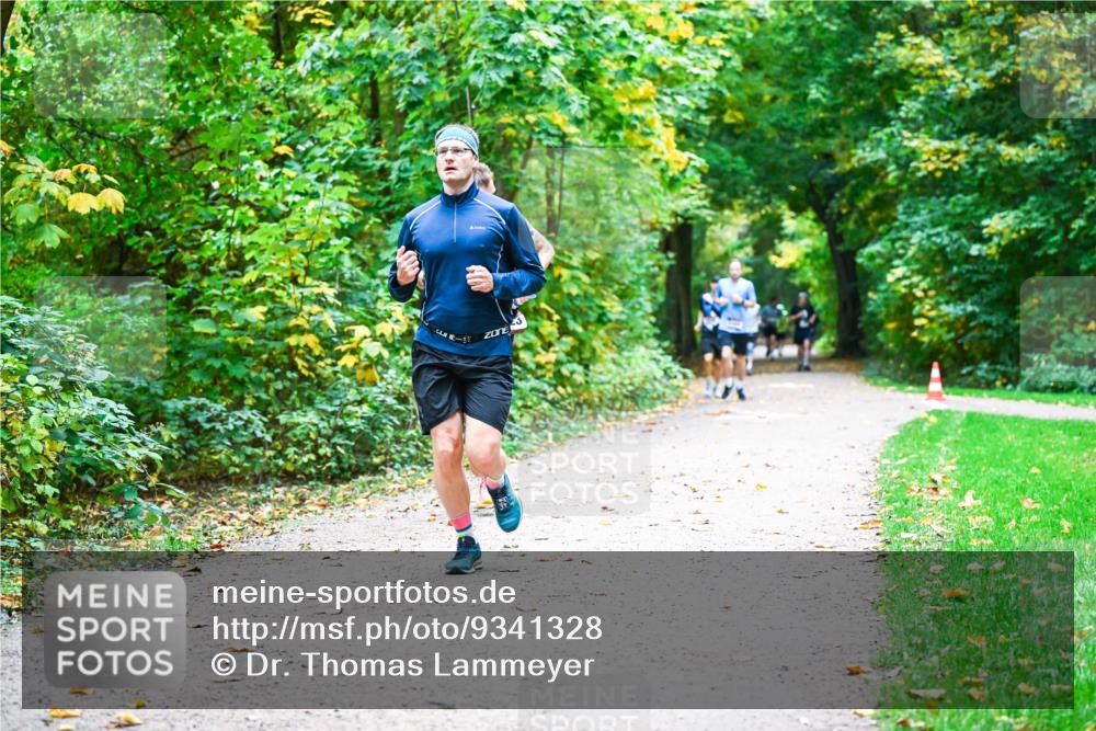 12.10.2025 - Bramfelder Halbmarathon 2025 Dr. Thomas Lammeyer http://msf.ph/oto/9341328 12.10.2025 09:51:30 Laufen  meine-sportfotos.de