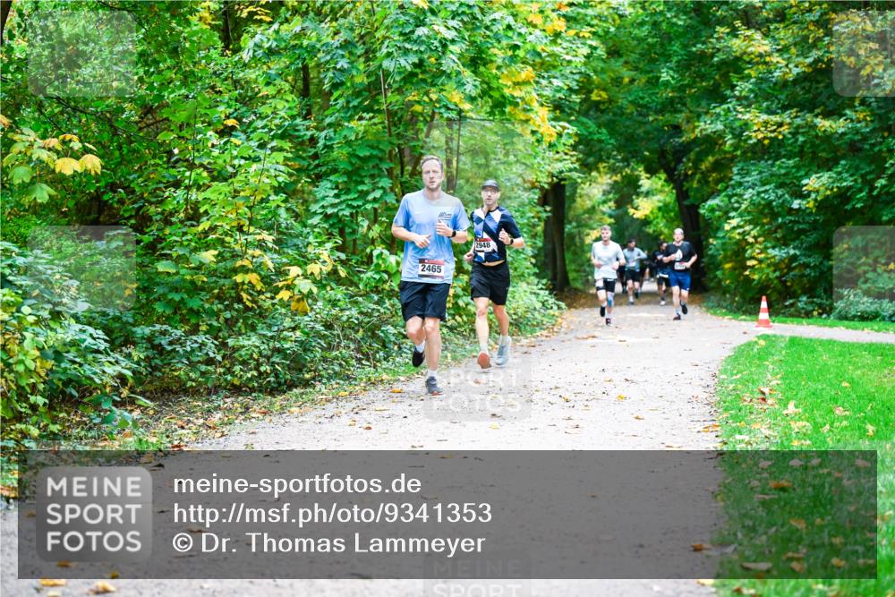 12.10.2025 - Bramfelder Halbmarathon 2025 Dr. Thomas Lammeyer http://msf.ph/oto/9341353 12.10.2025 09:51:34 Laufen 2465, 2948 meine-sportfotos.de