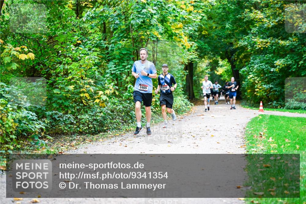 12.10.2025 - Bramfelder Halbmarathon 2025 Dr. Thomas Lammeyer http://msf.ph/oto/9341354 12.10.2025 09:51:34 Laufen 2465, 2948 meine-sportfotos.de