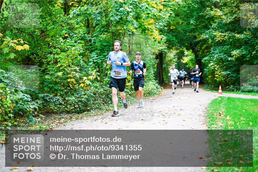 12.10.2025 - Bramfelder Halbmarathon 2025 Dr. Thomas Lammeyer http://msf.ph/oto/9341355 12.10.2025 09:51:35 Laufen 2948, 2465 meine-sportfotos.de