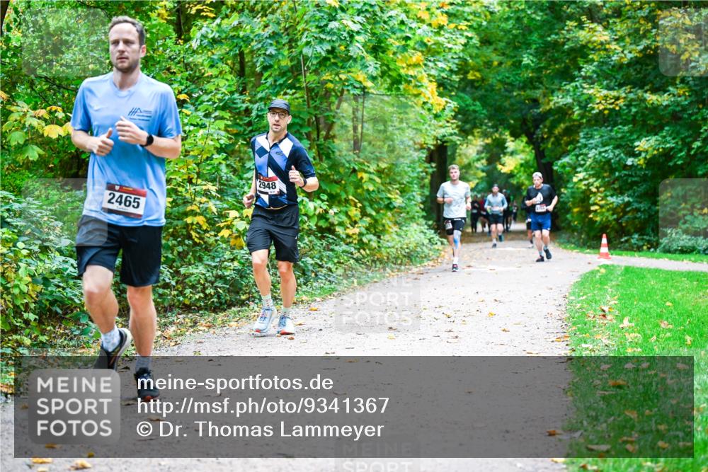 12.10.2025 - Bramfelder Halbmarathon 2025 Dr. Thomas Lammeyer http://msf.ph/oto/9341367 12.10.2025 09:51:36 Laufen 2465, 2948 meine-sportfotos.de
