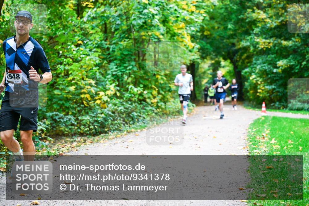 12.10.2025 - Bramfelder Halbmarathon 2025 Dr. Thomas Lammeyer http://msf.ph/oto/9341378 12.10.2025 09:51:38 Laufen 2948, 51 meine-sportfotos.de