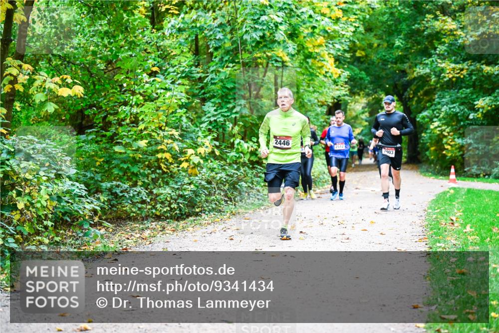 12.10.2025 - Bramfelder Halbmarathon 2025 Dr. Thomas Lammeyer http://msf.ph/oto/9341434 12.10.2025 09:51:48 Laufen 2446, 2512, 2903 meine-sportfotos.de