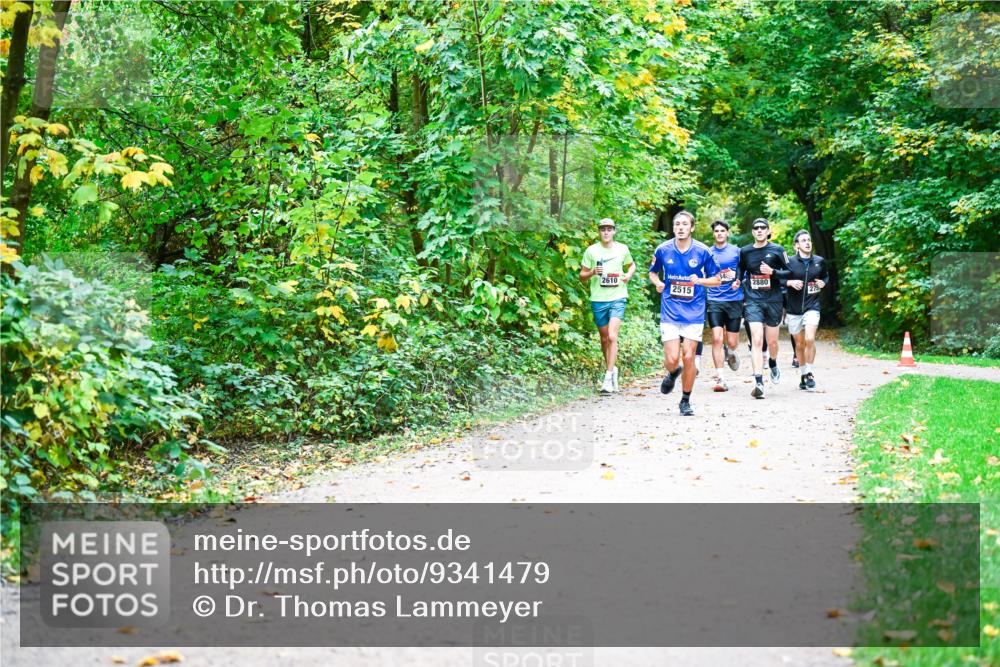 12.10.2025 - Bramfelder Halbmarathon 2025 Dr. Thomas Lammeyer http://msf.ph/oto/9341479 12.10.2025 09:51:59 Laufen 2610, 2880, 275, 2515 meine-sportfotos.de