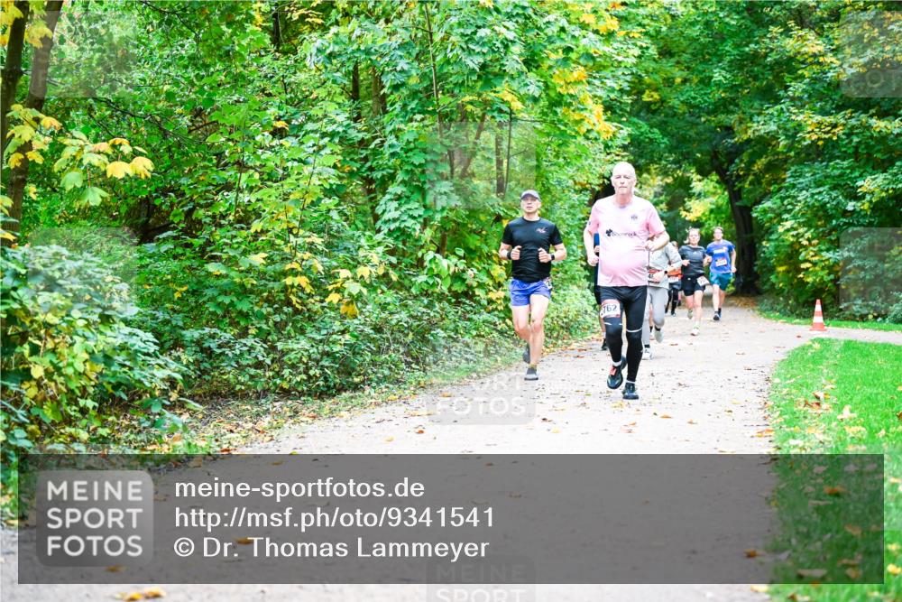 12.10.2025 - Bramfelder Halbmarathon 2025 Dr. Thomas Lammeyer http://msf.ph/oto/9341541 12.10.2025 09:52:12 Laufen 762 meine-sportfotos.de