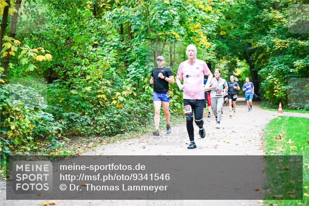 12.10.2025 - Bramfelder Halbmarathon 2025 Dr. Thomas Lammeyer http://msf.ph/oto/9341546 12.10.2025 09:52:13 Laufen 162, 2487, 2585 meine-sportfotos.de