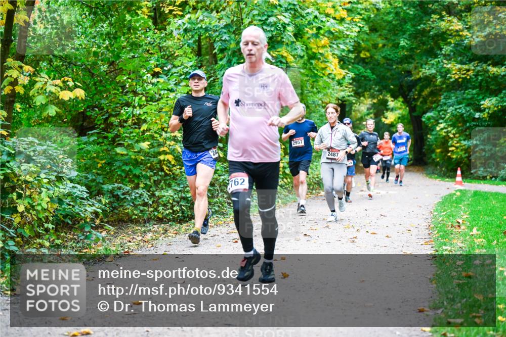 12.10.2025 - Bramfelder Halbmarathon 2025 Dr. Thomas Lammeyer http://msf.ph/oto/9341554 12.10.2025 09:52:14 Laufen 762, 2957, 2487 meine-sportfotos.de