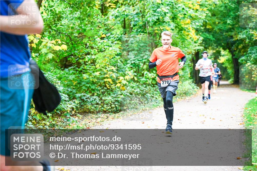 12.10.2025 - Bramfelder Halbmarathon 2025 Dr. Thomas Lammeyer http://msf.ph/oto/9341595 12.10.2025 09:52:21 Laufen 278 meine-sportfotos.de