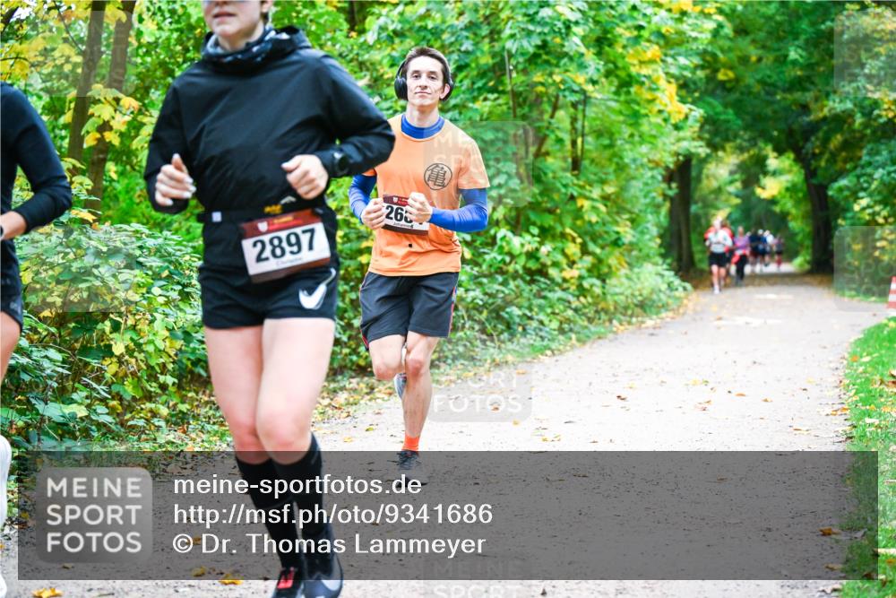 12.10.2025 - Bramfelder Halbmarathon 2025 Dr. Thomas Lammeyer http://msf.ph/oto/9341686 12.10.2025 09:52:37 Laufen 265, 2897 meine-sportfotos.de