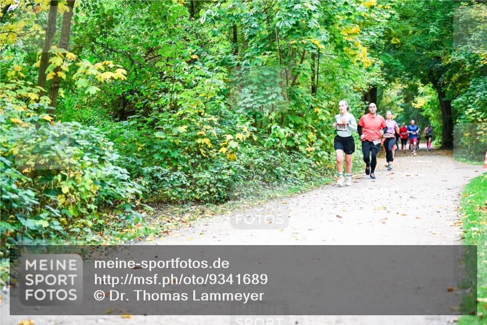 12.10.2025 - Bramfelder Halbmarathon 2025 Dr. Thomas Lammeyer http://msf.ph/oto/9341689 12.10.2025 09:52:43 Laufen 2970, 2459 meine-sportfotos.de
