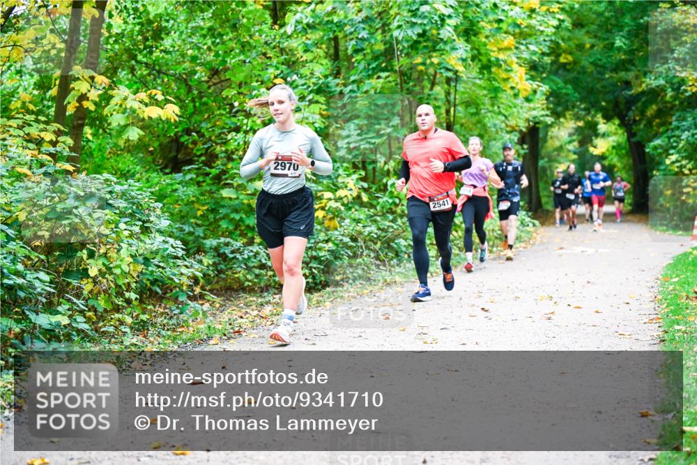 12.10.2025 - Bramfelder Halbmarathon 2025 Dr. Thomas Lammeyer http://msf.ph/oto/9341710 12.10.2025 09:52:47 Laufen 2970, 2541 meine-sportfotos.de