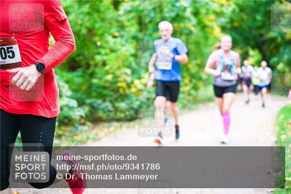 12.10.2025 - Bramfelder Halbmarathon 2025 Dr. Thomas Lammeyer http://msf.ph/oto/9341786 12.10.2025 09:52:59 Laufen 05 meine-sportfotos.de
