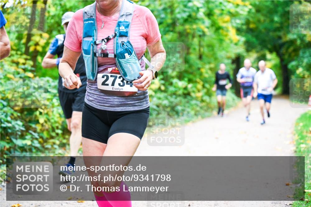 12.10.2025 - Bramfelder Halbmarathon 2025 Dr. Thomas Lammeyer http://msf.ph/oto/9341798 12.10.2025 09:53:01 Laufen 273 meine-sportfotos.de