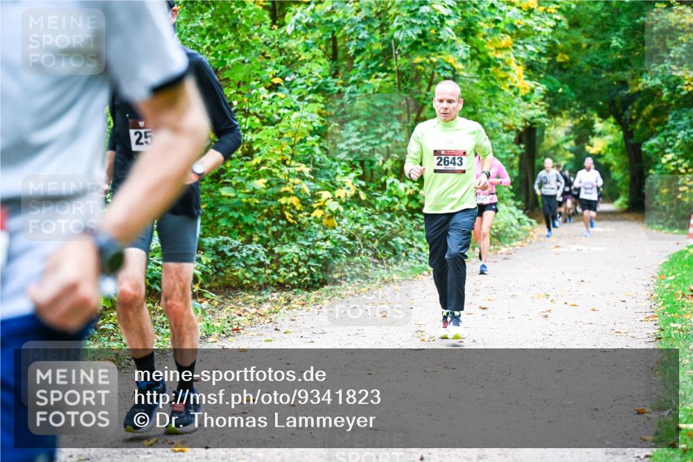 12.10.2025 - Bramfelder Halbmarathon 2025 Dr. Thomas Lammeyer http://msf.ph/oto/9341823 12.10.2025 09:53:06 Laufen 25, 2643, 4925 meine-sportfotos.de