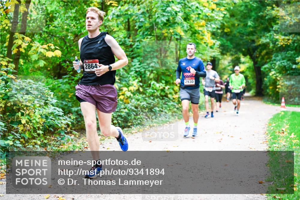 12.10.2025 - Bramfelder Halbmarathon 2025 Dr. Thomas Lammeyer http://msf.ph/oto/9341894 12.10.2025 09:53:19 Laufen 2864, 2930 meine-sportfotos.de