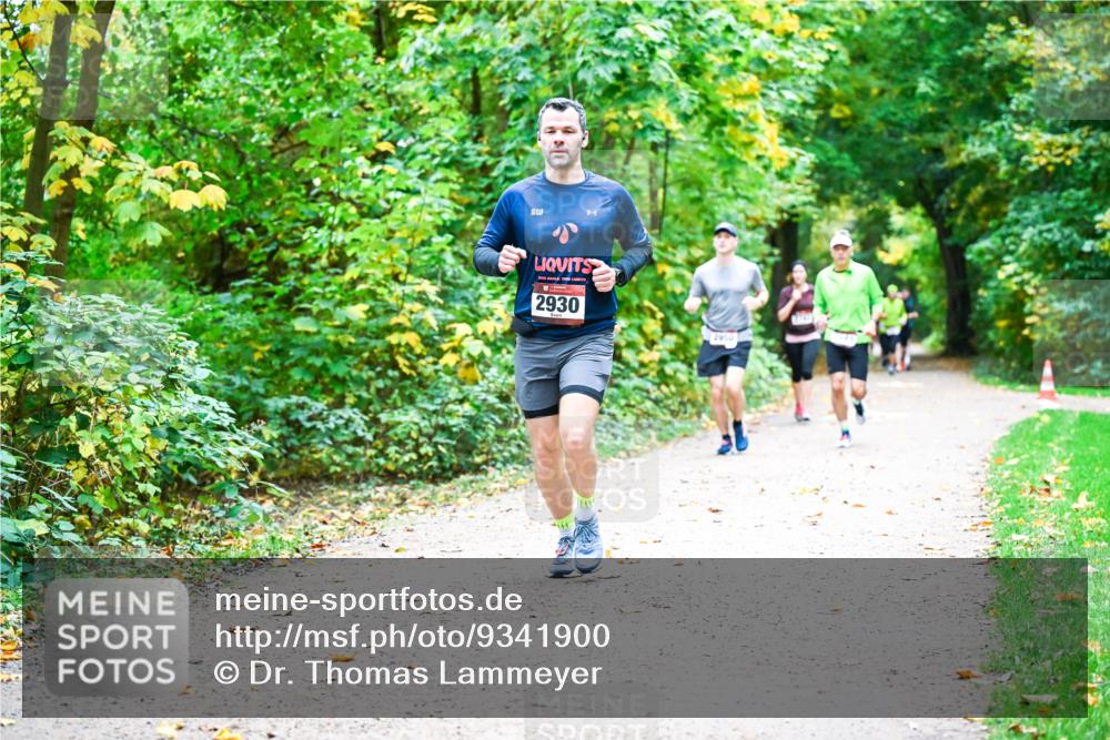12.10.2025 - Bramfelder Halbmarathon 2025 Dr. Thomas Lammeyer http://msf.ph/oto/9341900 12.10.2025 09:53:20 Laufen 2930, 2950 meine-sportfotos.de