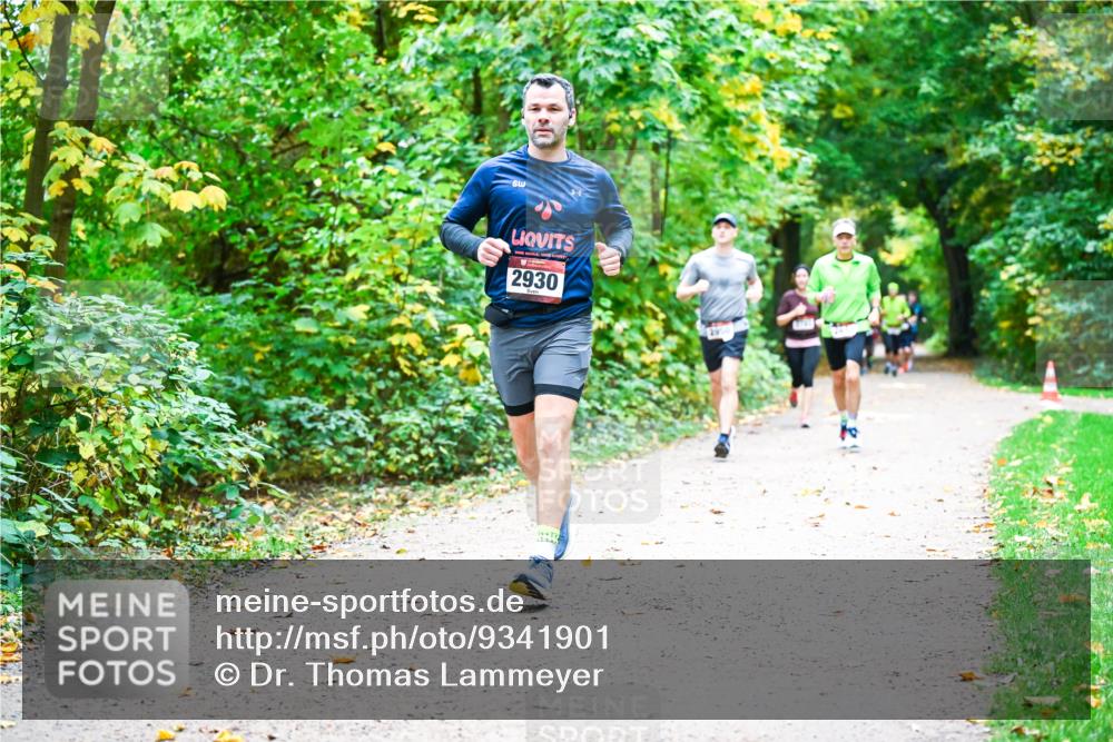 12.10.2025 - Bramfelder Halbmarathon 2025 Dr. Thomas Lammeyer http://msf.ph/oto/9341901 12.10.2025 09:53:20 Laufen 2930, 2950 meine-sportfotos.de