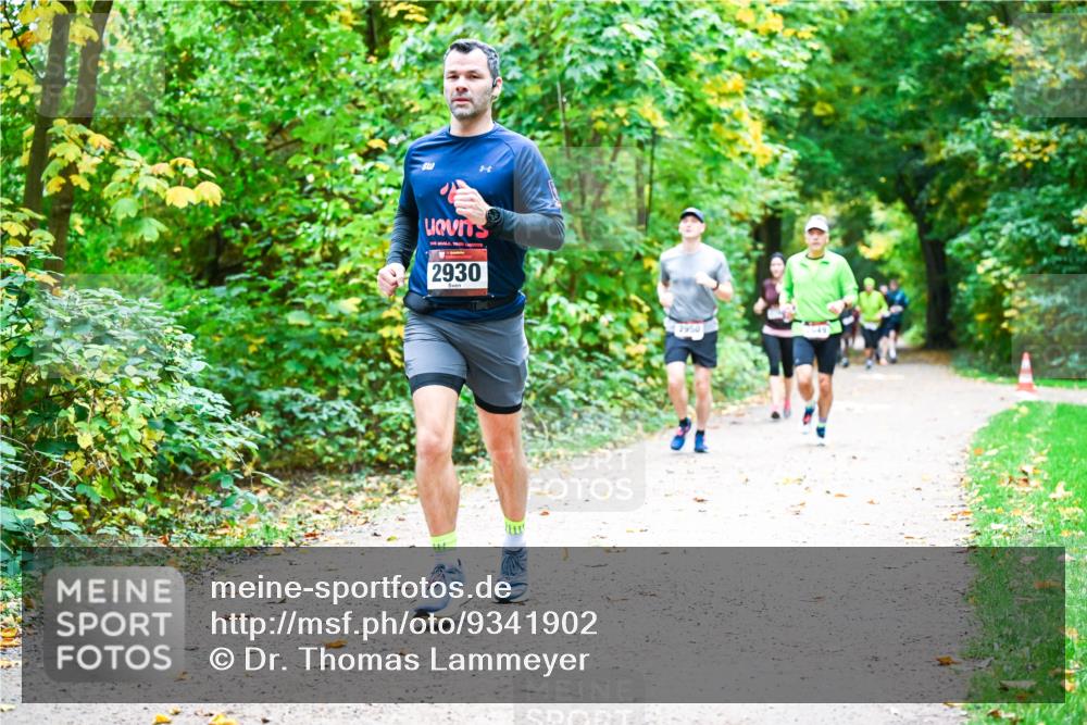 12.10.2025 - Bramfelder Halbmarathon 2025 Dr. Thomas Lammeyer http://msf.ph/oto/9341902 12.10.2025 09:53:20 Laufen 2930, 2950 meine-sportfotos.de