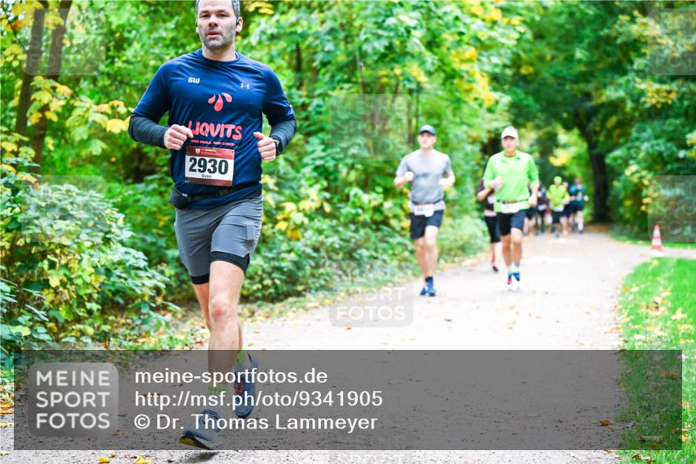 12.10.2025 - Bramfelder Halbmarathon 2025 Dr. Thomas Lammeyer http://msf.ph/oto/9341905 12.10.2025 09:53:21 Laufen 2930, 4 meine-sportfotos.de