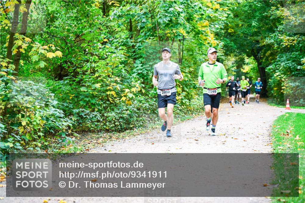 12.10.2025 - Bramfelder Halbmarathon 2025 Dr. Thomas Lammeyer http://msf.ph/oto/9341911 12.10.2025 09:53:22 Laufen 2950, 2649 meine-sportfotos.de