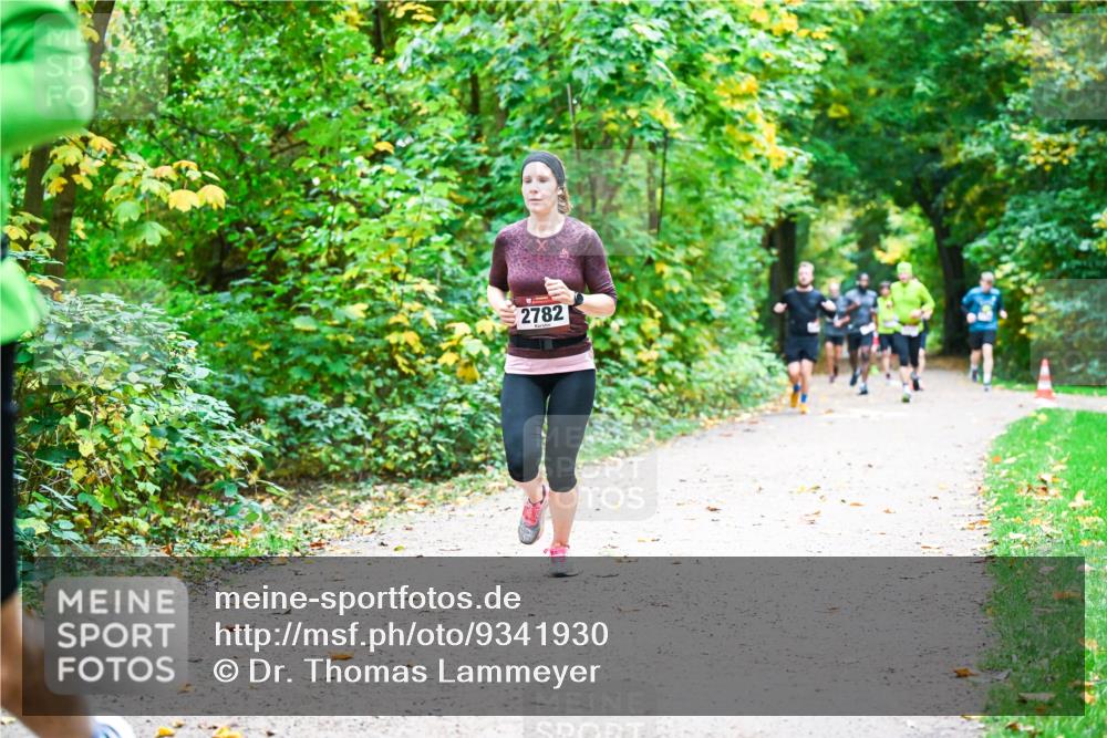 12.10.2025 - Bramfelder Halbmarathon 2025 Dr. Thomas Lammeyer http://msf.ph/oto/9341930 12.10.2025 09:53:25 Laufen 2782 meine-sportfotos.de