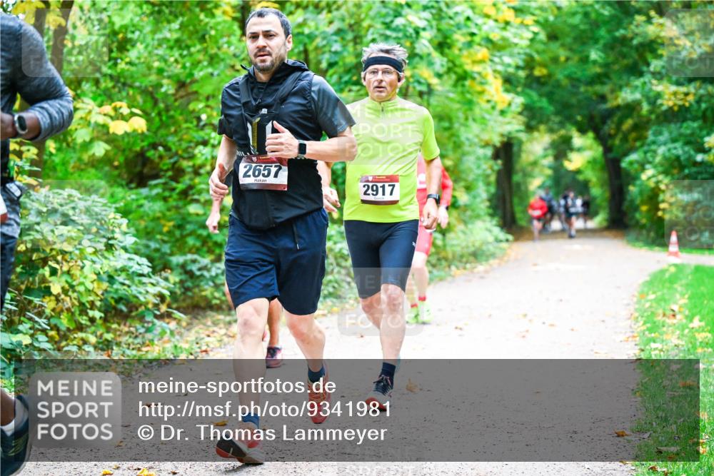 12.10.2025 - Bramfelder Halbmarathon 2025 Dr. Thomas Lammeyer http://msf.ph/oto/9341981 12.10.2025 09:53:35 Laufen 2657, 2917 meine-sportfotos.de