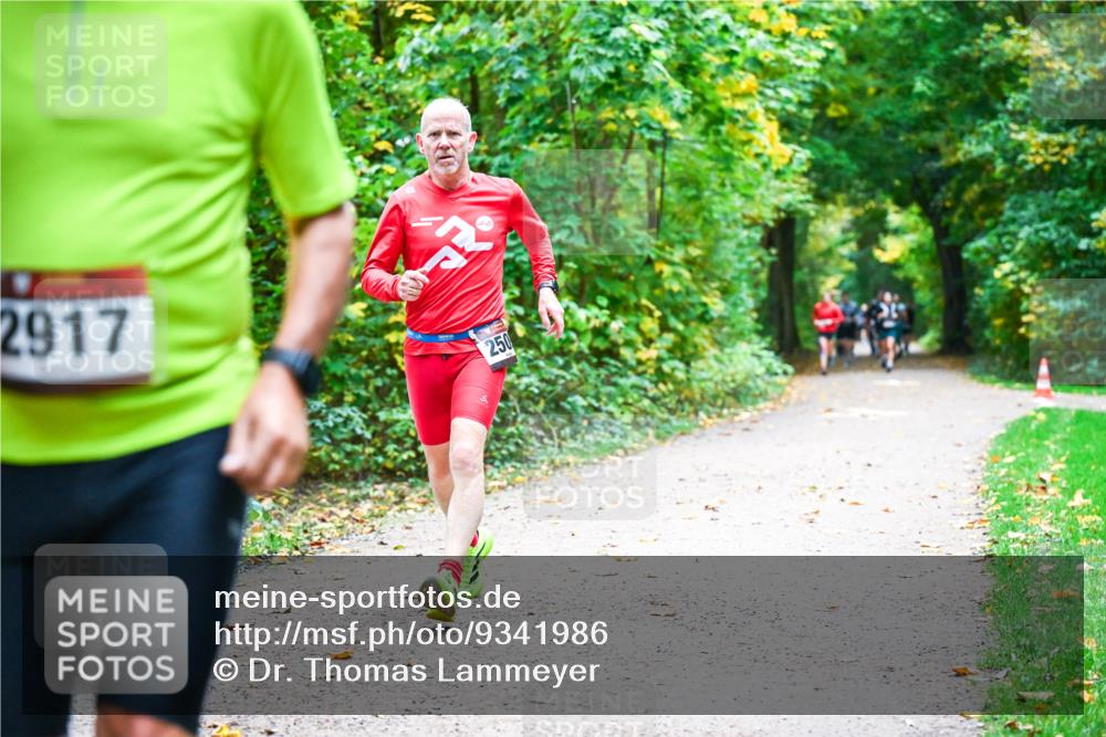 12.10.2025 - Bramfelder Halbmarathon 2025 Dr. Thomas Lammeyer http://msf.ph/oto/9341986 12.10.2025 09:53:36 Laufen 2917, 250 meine-sportfotos.de