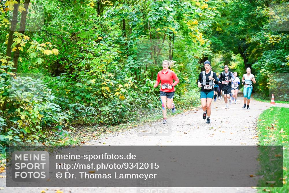 12.10.2025 - Bramfelder Halbmarathon 2025 Dr. Thomas Lammeyer http://msf.ph/oto/9342015 12.10.2025 09:53:46 Laufen  meine-sportfotos.de