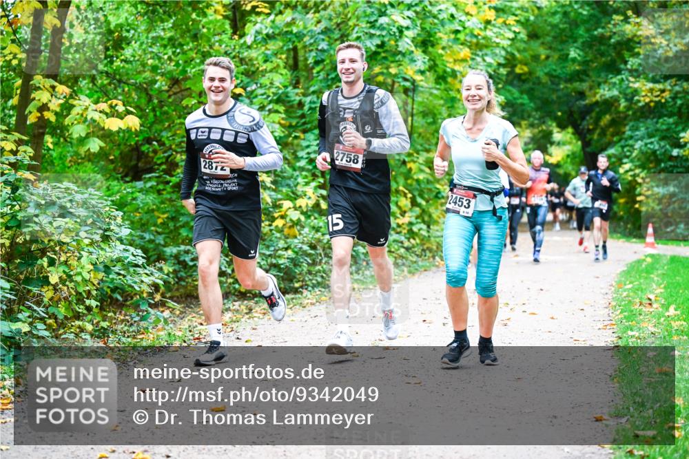 12.10.2025 - Bramfelder Halbmarathon 2025 Dr. Thomas Lammeyer http://msf.ph/oto/9342049 12.10.2025 09:53:52 Laufen 287, 600, 2758, 15, 2453 meine-sportfotos.de