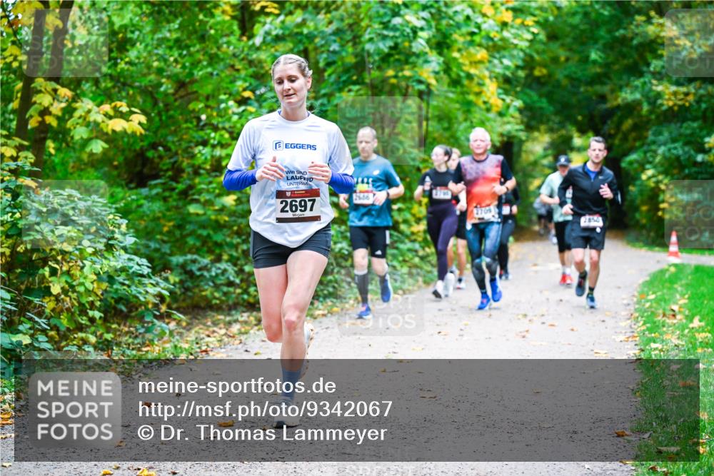 12.10.2025 - Bramfelder Halbmarathon 2025 Dr. Thomas Lammeyer http://msf.ph/oto/9342067 12.10.2025 09:53:54 Laufen 2697, 2636 meine-sportfotos.de