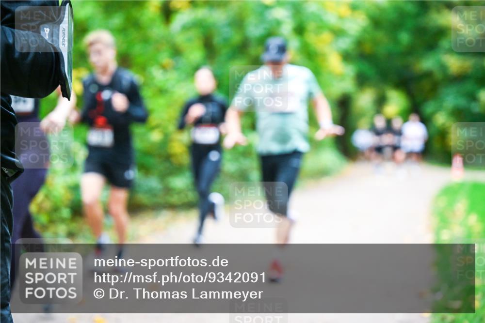 12.10.2025 - Bramfelder Halbmarathon 2025 Dr. Thomas Lammeyer http://msf.ph/oto/9342091 12.10.2025 09:53:58 Laufen  meine-sportfotos.de